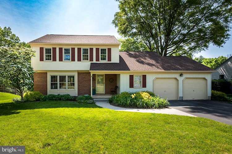 46 Winding Hill Dr Hockessin, DE 19707