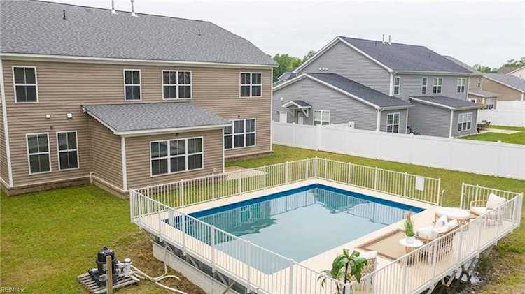 257 Courtney Ln Carrollton, VA 23314
