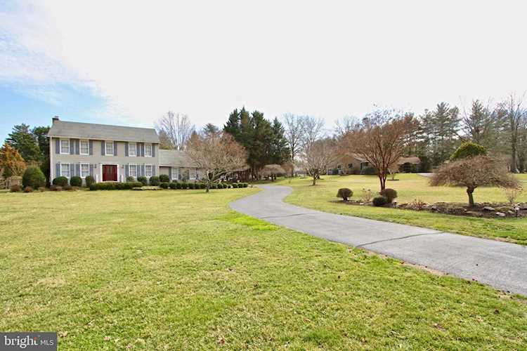 65 Wimbledon Dr Dover, DE 19904