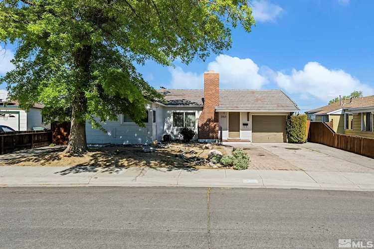 750 Bowman Dr Reno, NV 89503