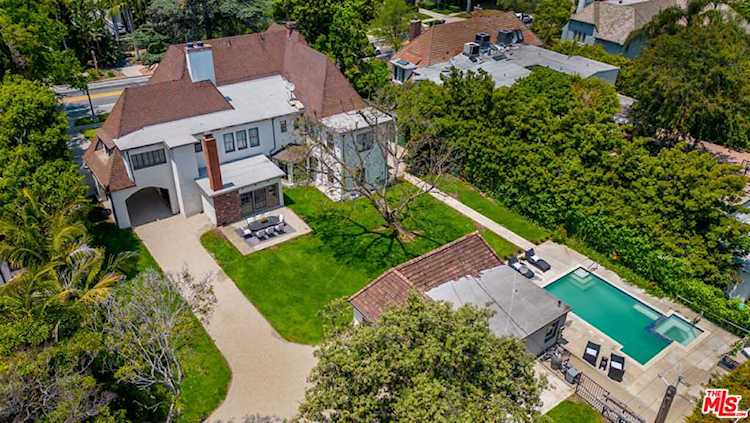 126 N Rossmore Ave Los Angeles, CA 90004