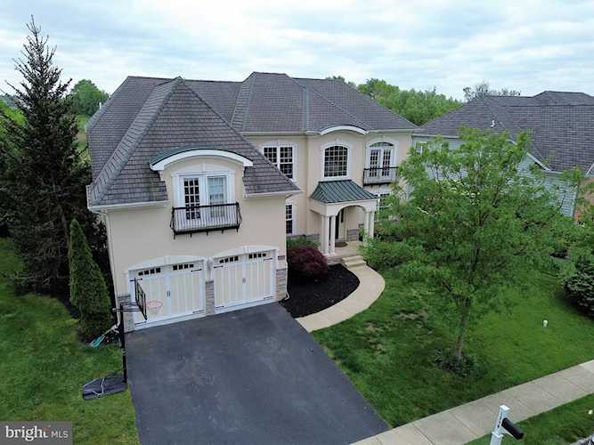 1306 Gabriel Ln Jamison, PA 18974