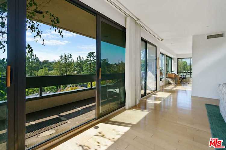 10551 Wilshire Blvd #602 Los Angeles, CA 90024