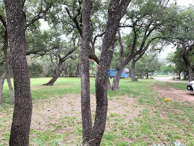 4905 Hudson Bend RD Austin, TX 78734