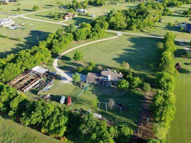 602 Fairbrook Drive Lucas, TX 75002