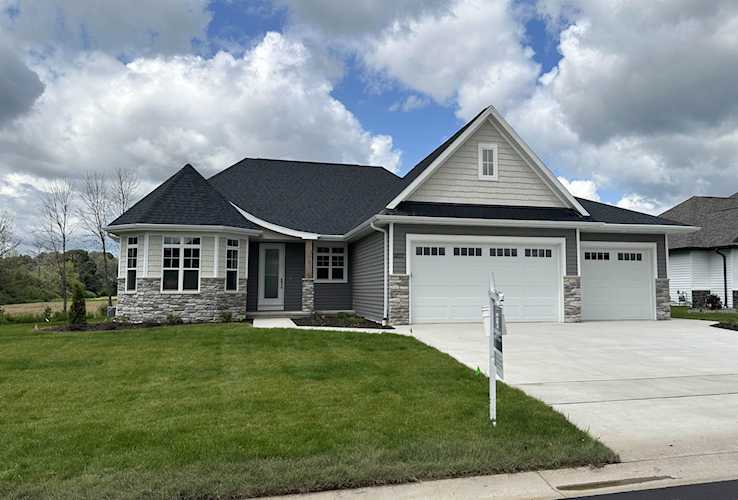 1207 Copilot Way De Pere, Village of Hobart, WI 54115