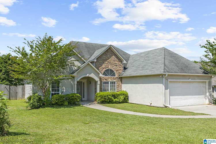 145 Saint Charles Drive Helena, AL 35080