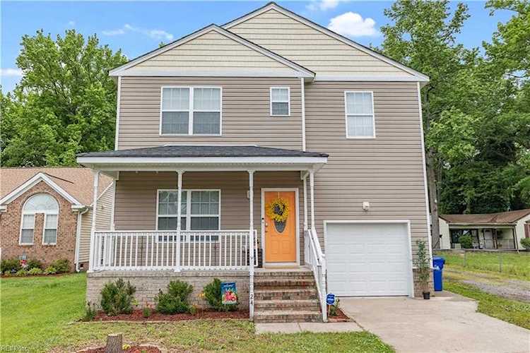 24 Benton Ave Portsmouth, VA 23702