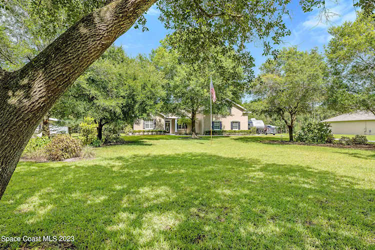 1845 Turpentine Road Mims, FL 32754
