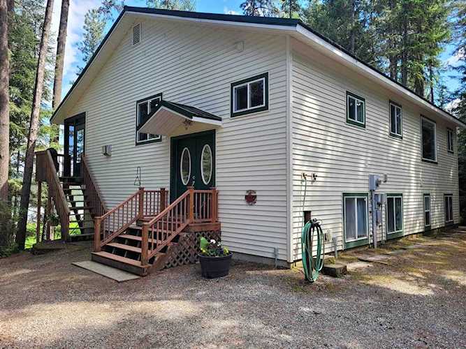 205 Eagle Way Usk, WA 99180
