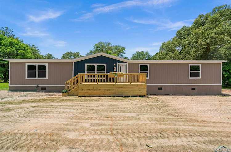 1506 1/2 S Front Street Overton, TX 75684