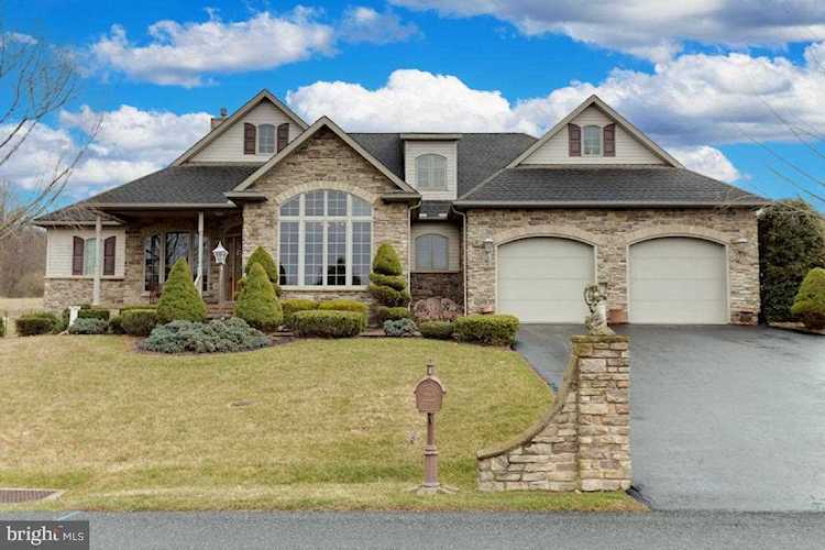 11284 Green Ridge Drive Waynesboro, PA 17268