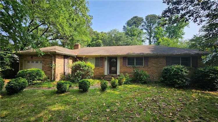 2240 London Bridge Rd Virginia Beach VA 23456 | MLS# 10487487 - WilliamLayton.com Photo 1
