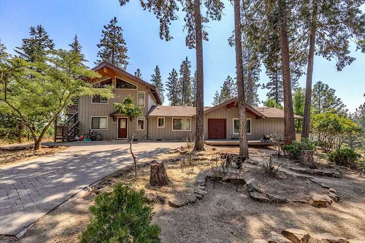 17153 Antioch Rd White City, OR 97503