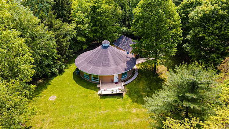 516 Mcintosh Drive Howard, OH 43028