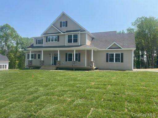 122 Joyce Way New Windsor, NY 12553