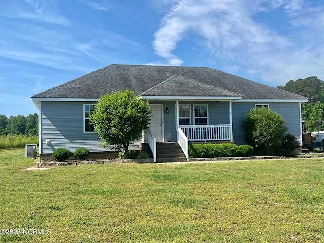 235 S Currituck Road Currituck, NC 27929