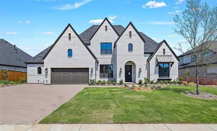 200 Englewood Court Prosper, TX 75078