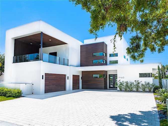 1960 Boyce St Sarasota, FL 34239