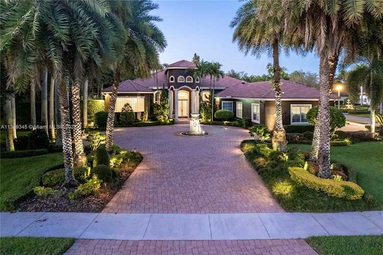 15093 SW 16th St Davie, FL 33326