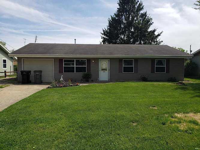305 W Pickwick Drive Syracuse, IN 46567