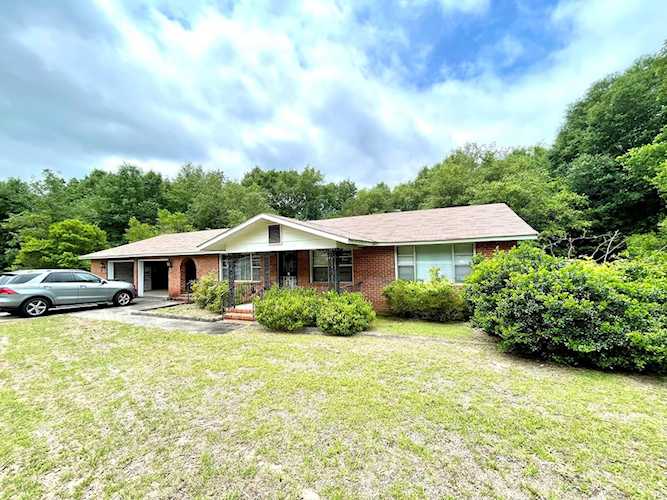 315 Wells Street Cusseta, GA 31805-3003