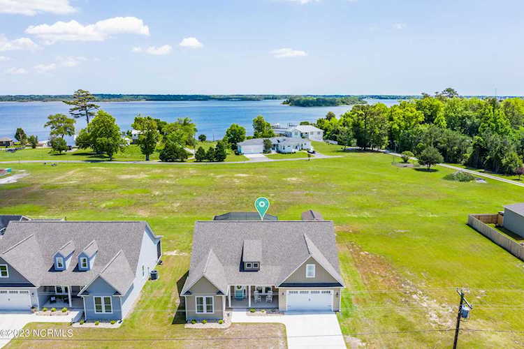 1280 Mt Pleasant Road Swansboro, NC 28584