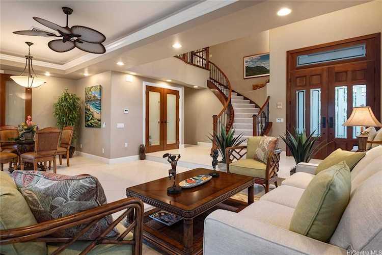 4767 Kahala Avenue Honolulu, HI 96816
