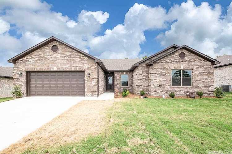 16 Chestnut Dr Cabot, AR 72023