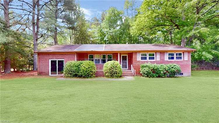 15284 Scotts Factory Rd Smithfield, VA 23430