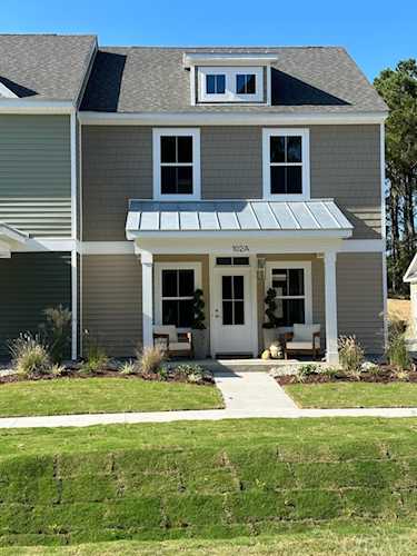 102 Jarvis Landing Jarvisburg, NC 27947