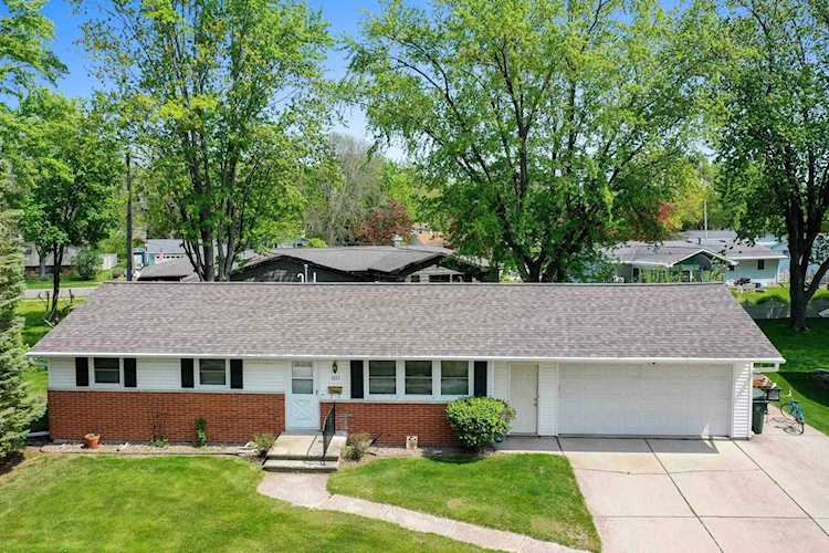 1217 Driftwood Dr De Pere, City of De Pere, WI 54115