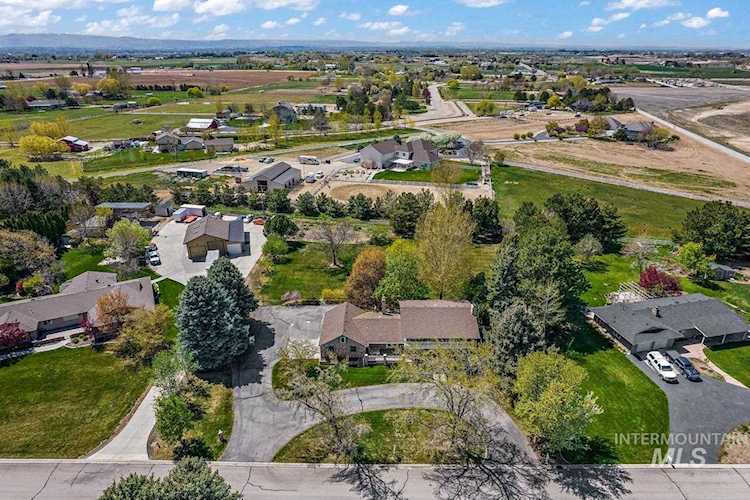 2307 W Aspen Cove Meridian, ID 83642