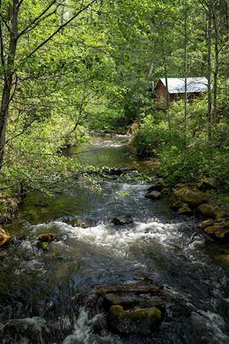 7700 Little Applegate Rd Jacksonville, OR 97530