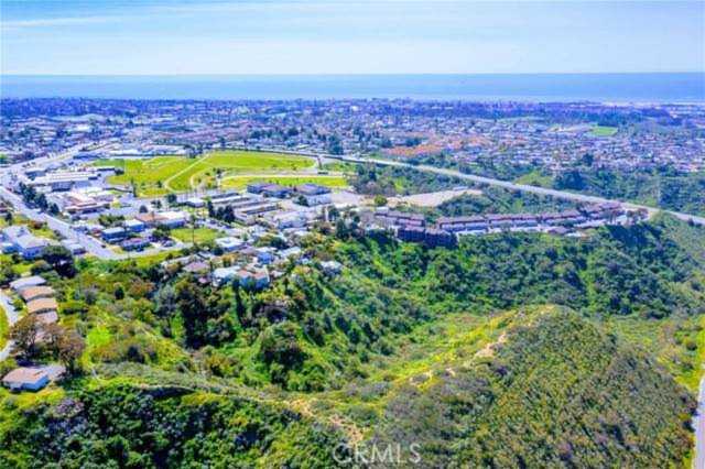 921 Hillcrest Oceanside, CA 92058