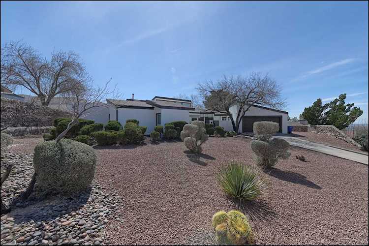 504 Sharondale Dr El Paso, TX 79912