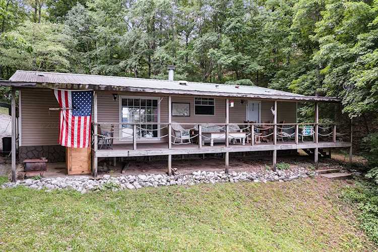 655 County Road 875 Crane Hill, AL 35053