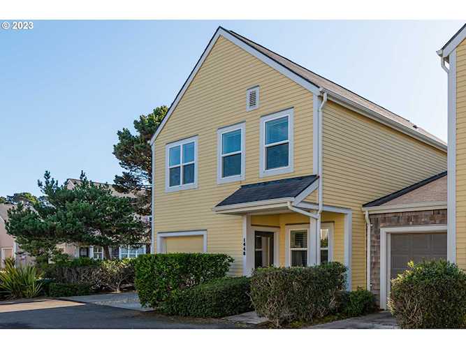 1448 Dogwood CT Bandon, OR 97411 | MLS 23641816 Photo 1
