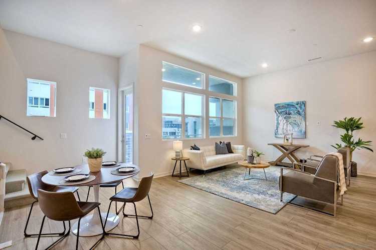2040 Bravo Loop #4 Chula Vista, CA 91915