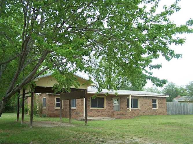 Homes for Sale in 8262 Us Highway 77 Winfield, KS