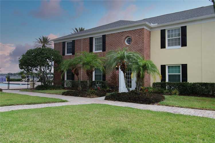 13754 Orange Sunset Dr #202 Tampa, FL 33618