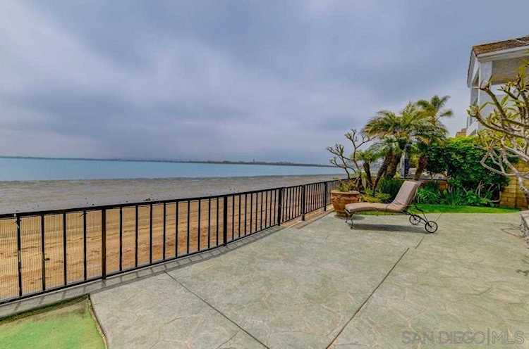 51 Spinnaker Way Coronado, CA 92118