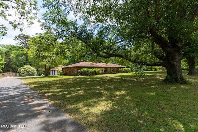 4786 N Fogg Rd Nesbit MS 38651 | Dodson Acres subdivision Photo 1