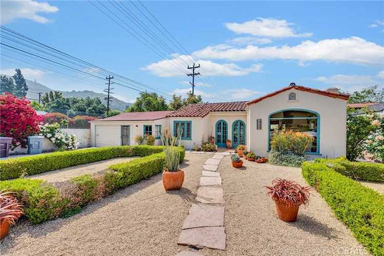 1750 El Rito Ave Glendale, CA 91208