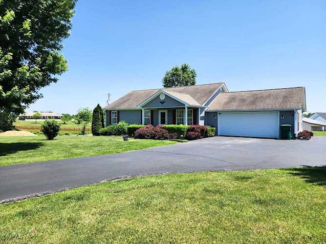440 White Conkwright Rd Winchester, KY 40391