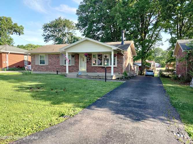 6200 Moorhaven Dr Louisville, KY 40219 | MLS 1637085 Photo 1