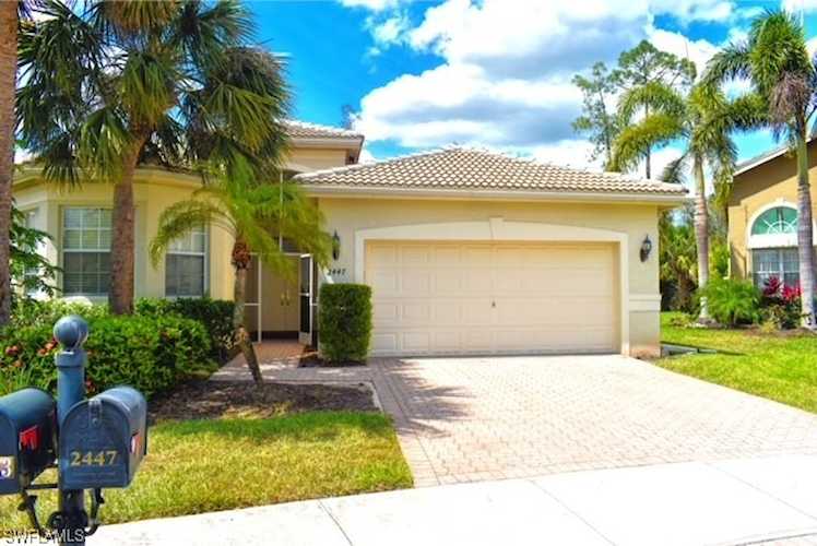 2447 Butterfly Palm Dr Naples, FL 34119