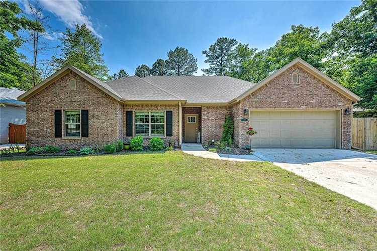 31 Melbourn Dr Bella Vista, AR 72714