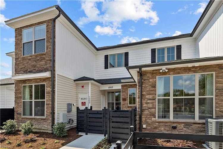 202 W Kathy Ann Way Carrollton, VA 23314