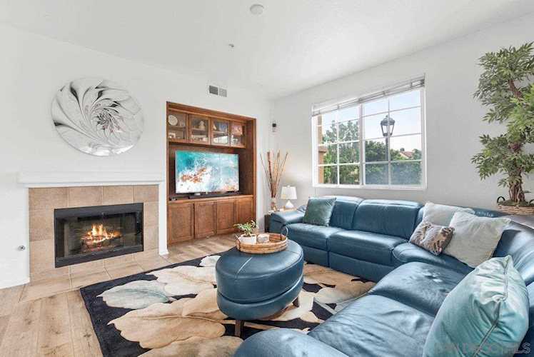 1533 Caminito Zaragosa Chula Vista, CA 91913
